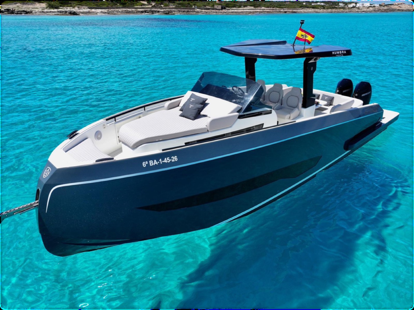 Kumbra 34 Krabi navegando en Ibiza